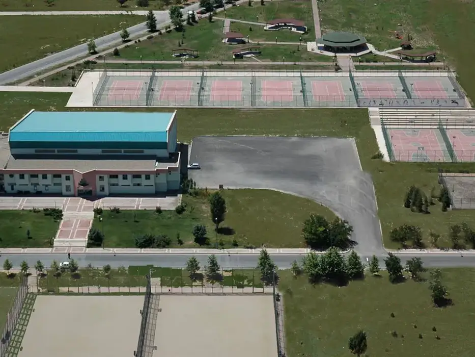İnönü Üniv. Kapalı Spor Salonu İnşaatı