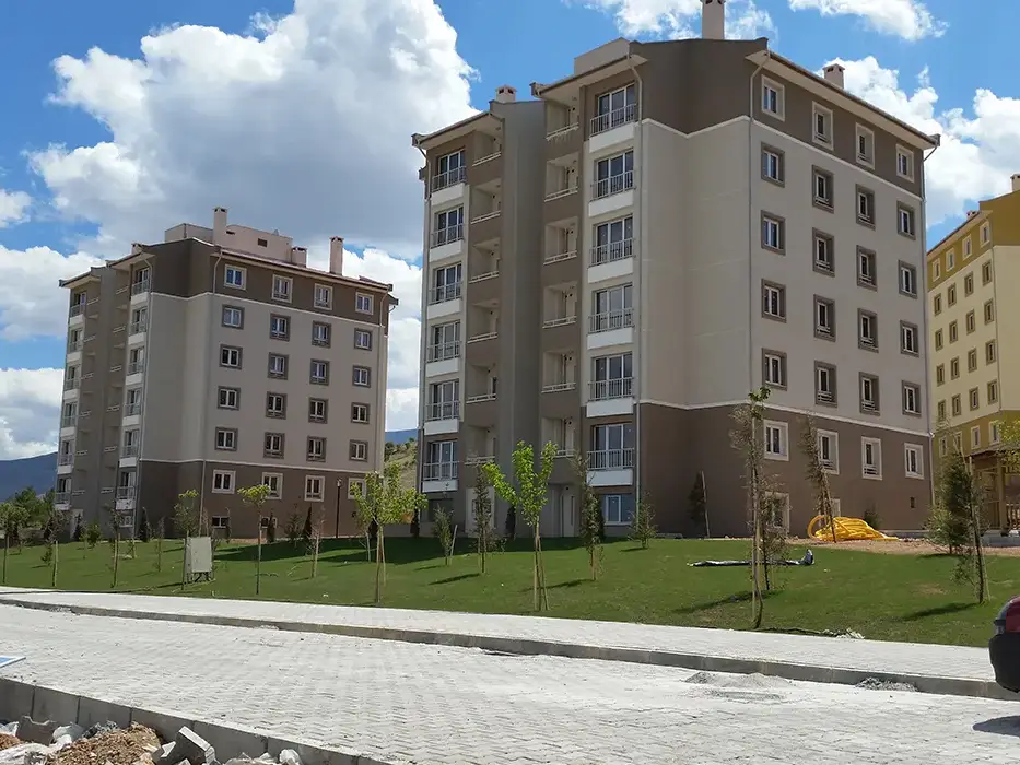 Malatya İli Merkez İlçesi Çamurlu Mevkisi 144 Adet Konut İle Altyapı ve Çevre Düzenlemesi İnşaatı İşi