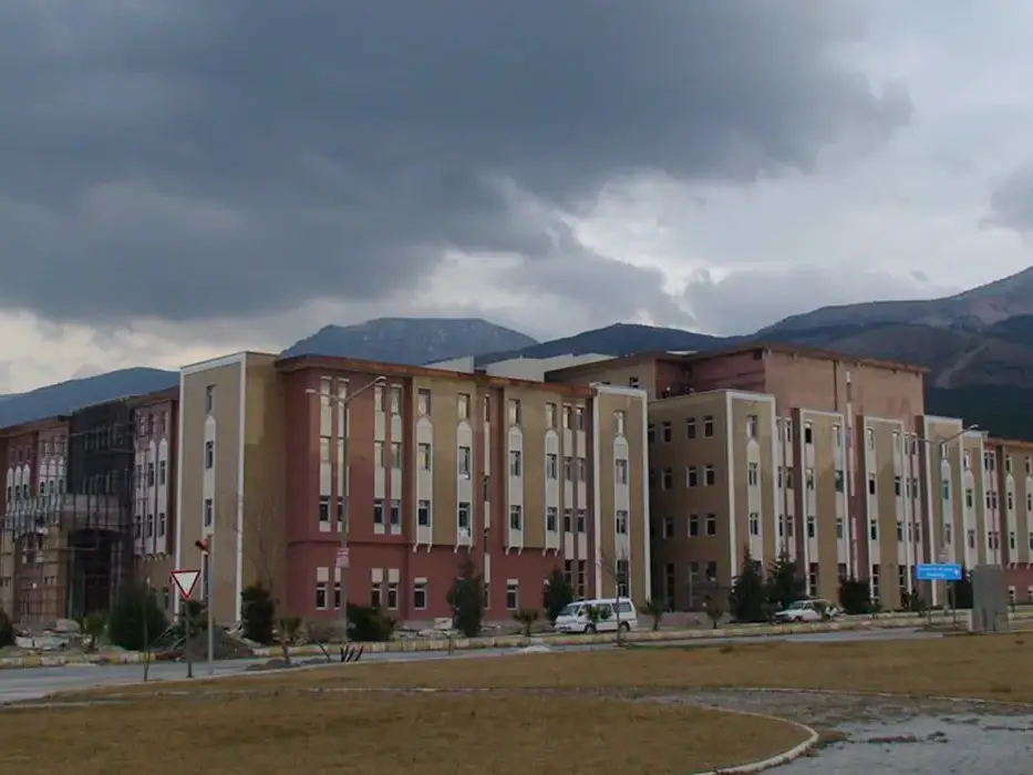 Manisa Adalet Sarayı İnşaatı