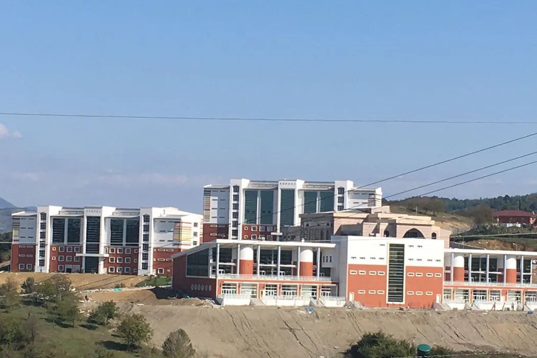 Bartın Üniversitesi Merkezi Sözel Derslik, Edebiyat Fakültesi, Mühendislik Fakültesi İle Öğrenci ve Personel Binalarının İnşaatı İşi