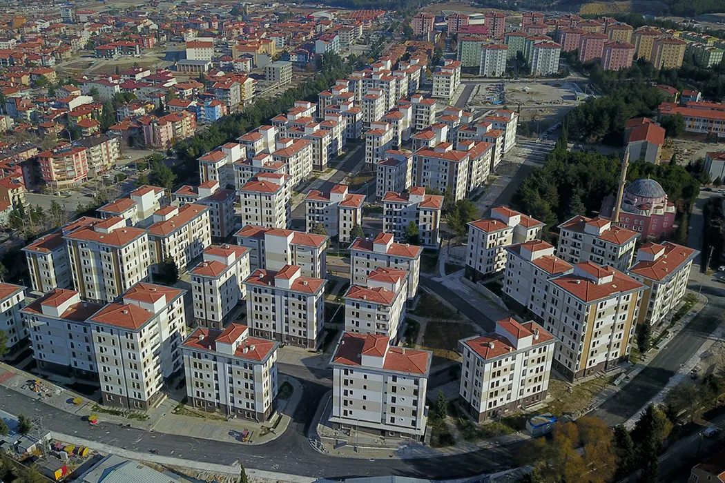 Burdur İli Merkez İlçesi Bozkurt Mahallesi Kentsel Dönüşüm ve Gelişim Projesi 655 Adet Konut ve 41 Adet Ticaret Merkezi İnşaatları ile Altyapı ve Çevre Düzenlemesi İşi