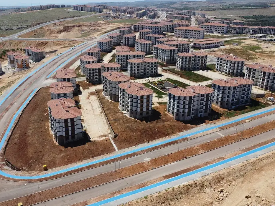 Gaziantep İli Şahinbey İlçesi Burçkarakuyu (Geneyik) Mevki 1. Etap 719 Adet Konut İnşaatı ile Altyapı ve Çevre Düzenlemesi İşi