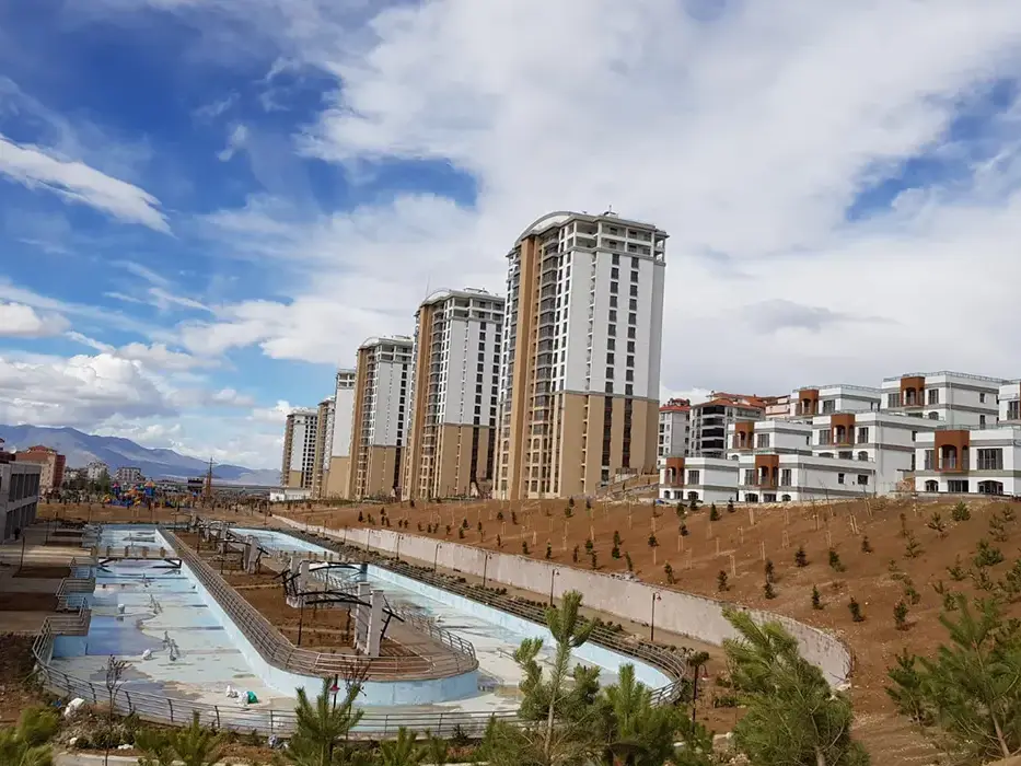 Karaman Doğukışla Vadisi Kentsel Dönüşüm Ve Gelişim Projesi 1 Etap 450 Adet Konut, Alışveriş Merkezi, Restoran, Sosyal Tesis Ve Kapalı Otopark İnşaatı ile Altyapı ve Çevre Düzenlemesi İşi