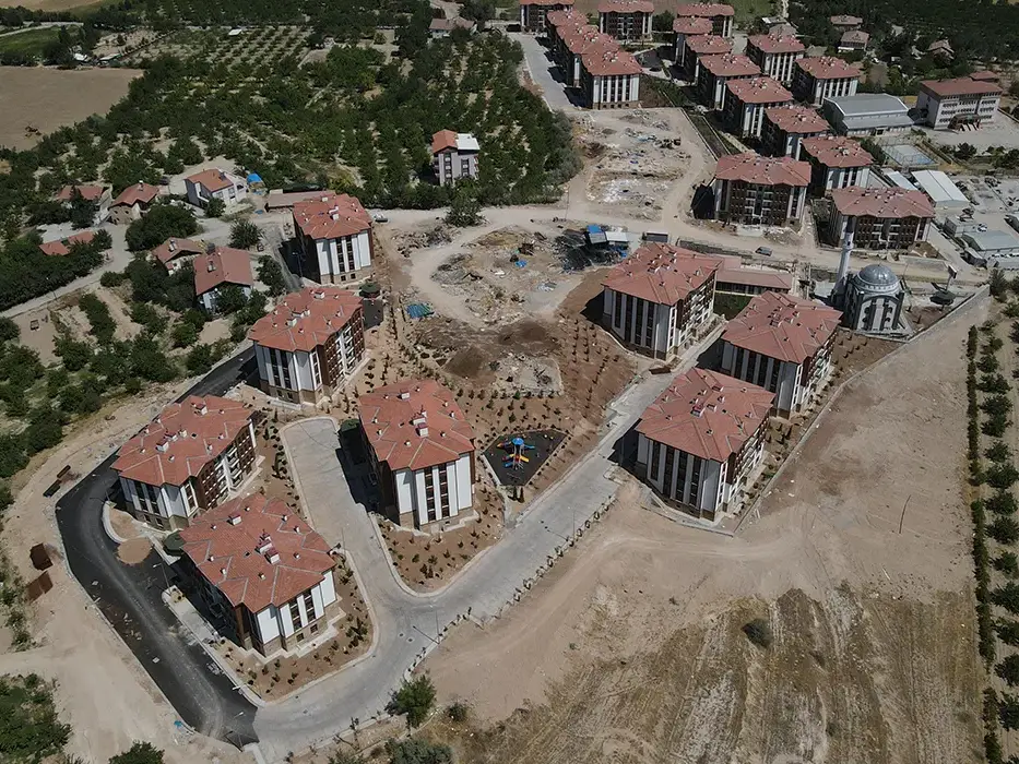 Karaman Doğukışla Vadisi Kentsel Dönüşüm Ve Gelişim Projesi 1 Etap 450 Adet Konut, Alışveriş Merkezi, Restoran, Sosyal Tesis Ve Kapalı Otopark İnşaatı ile Altyapı ve Çevre Düzenle ( (3)
