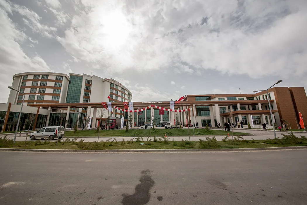 Karaman İli 300 Yataklı Hastane İnşaatı İle Altyapısı Ve Çevre Düzenlemesi İnşaatı İşleri