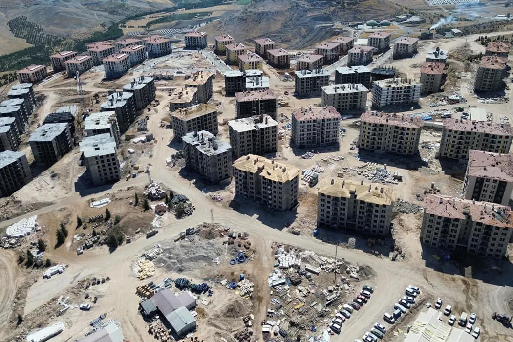 Malatya İli Battalgazi İlçesi Bahçebaşı Mahallesi 12. Etap 791 Adet Konut İnşaatı İle Altyapı ve Çevre Düzenlemesi İşi