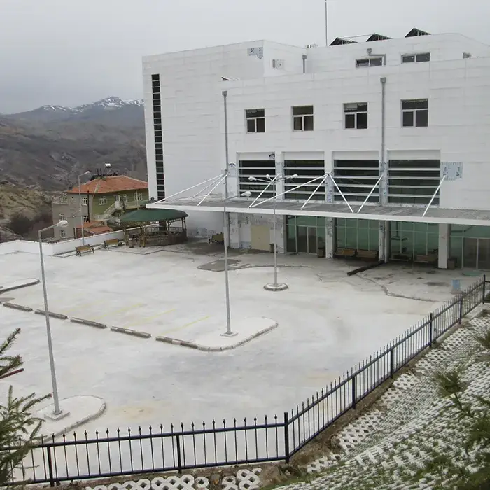 Malatya İli Hekimhan İlçesi 30 Yataklı Devlet Hastanesi İle Altyapı ve Çevre Düzenlemesi İnşaatı İşi (1)