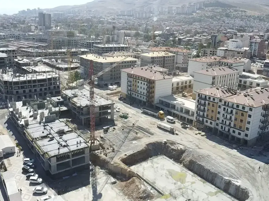 Malatya İli, Merkez Battalgazi İlçesi 4.Bölge 1.Etap 497 Adet Konut, 335 Adet Dükkan ve 130 Adet Ofis İnşaatları ile Altyapı ve Çevre Düzenlemesi İşi