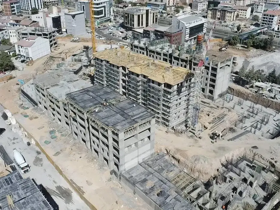Malatya İli Merkez Battalgazi İlçesi İsmetiye, Niyazi ve Kavaklıbağ Mahalleleri 4. Bölge 2. ve 3. Etaplar 409 Adet Konut ve 136 Adet Dükkan İnşaatları İle Altyapı ve Çevre Düzenlemesi İşi
