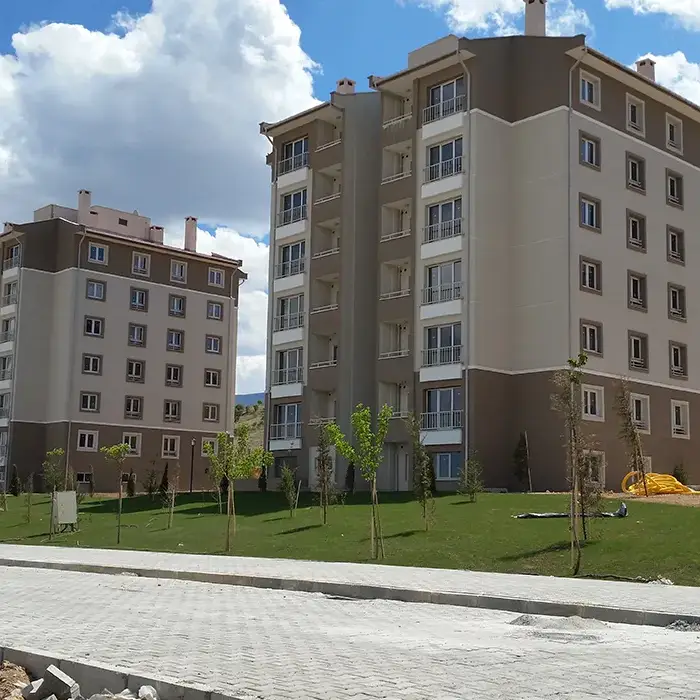 Malatya İli Merkez İlçesi Çamurlu Mevkisi 144 Adet Konut İle Altyapı ve Çevre Düzenlemesi İnşaatı İşi