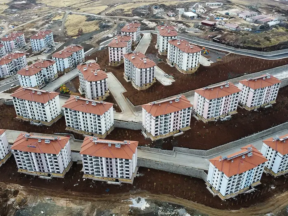 Malatya İli Doğanşehir İlçesi Karşıyaka Mahallesi 2 Etap 603 Adet Konut İnşaatı ile Altyapı ve Çevre Düzenlemesi İşi